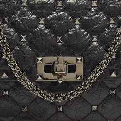 Pre Owned Valentino Rockstud Spike Black Quilted Leather Crossbody Clutch