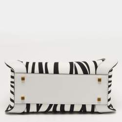 مملوكة مسبقًا حقيبة فالنتينو جلد وقماش مطبوع بحمار وحشي أبيض/أسود شعار في في صغيرة