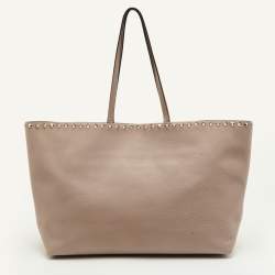 Pre Owned Valentino Rockstud Beige Leather Shopper Tote