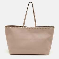 Pre Owned Valentino Rockstud Beige Leather Shopper Tote