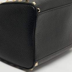 مملوكة مسبقًا Valentino Rockstud Black Leather Bowler Bag
