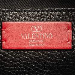 مملوكة  مسبقًا Valentino Rockstud Black Leather Bowler Bag