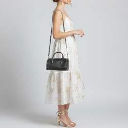 مملوكة مسبقًا Valentino Rockstud Black Leather Bowler Bag