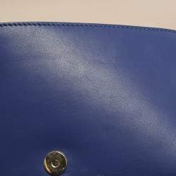 مملوكة مسبقًا Valentino Rockstud Flap Dark Blue Leather Wristlet Clutch