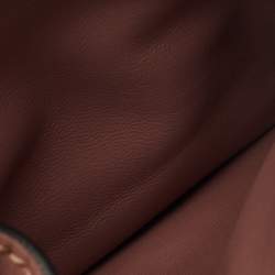 مملوكة مسبقًا حقيبة كلتش فالنتينو جلد وردي قديم بسلسلة