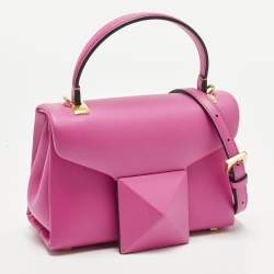 مملوكة مسبقًا Valentino One Stud Mini Pink Leather Flap Top Handle Bag