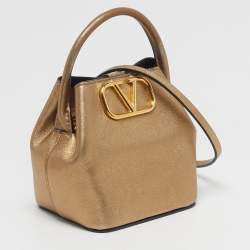 مملوكة مسبقًا Valentino VLogo Mini Gold Leather Bucket Bag