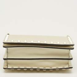 مملوكة مسبقًا Valentino Rockstud Mini Off White Leather Flap Chain Crossbody Bag