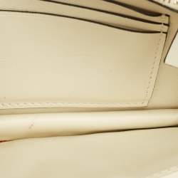 مملوكة مسبقًا Valentino Rockstud Mini Off White Leather Flap Chain Crossbody Bag