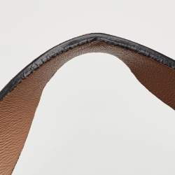 Pre Owned Valentino Rockstud Beige Leather Tote