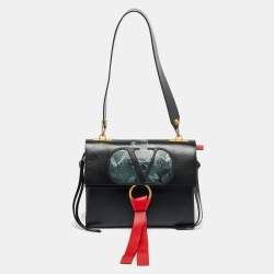 مملوكة مسبقًا Valentino x Undercover VRing Black Leather Top Handle Bag