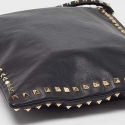 Pre Owned Valentino Rockstud Black Leather Wristlet Clutch