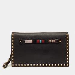 Pre Owned Valentino Rockstud Flap Black Leather Wristlet Clutch