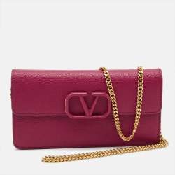 مملوكة مسبقًا Valentino VLogo Fuchsia Leather Wallet On Chain