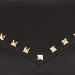 Pre Owned Valentino Rockstud Black Leather Envelope Flap Chain Clutch