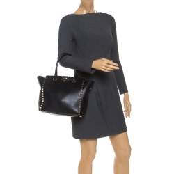 Pre Owned Valentino Black Leather Small Rockstud Shopper Tote