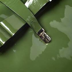 Pre Owned Valentino Green Patent Leather Top Handle Bag