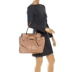 Pre Owned Valentino Beige/Brown Leather Aphrodite Bow Bag