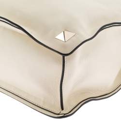 Pre Owned Valentino Cream Leather Rockstud Tote