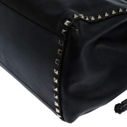 Pre Owned Valentino Black Leather Rockstud Drawstring Tote