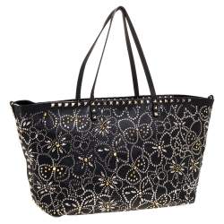 Pre Owned Valentino Black Leather Rockstud Shopper Tote