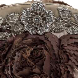 مملوكة مسبقًا Valentino Beige Satin Petale Rose Crystal Embellished Chain Clutch