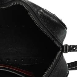 Pre Owned حقيبة كاميرا كروس فالنتينو مرصعة روكستد مزخرفة كريستال جلد أسود