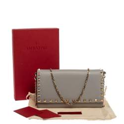مملوكة مسبقًا Valentino Pale Blue Leather Rockstud Wallet on Chain