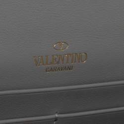 مملوكة مسبقًا Valentino Pale Blue Leather Rockstud Wallet on Chain