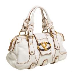 مملوكة مسبقًا حقيبة فالنتيو كاتش كريستال جلد أبيض