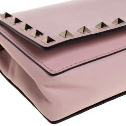 Pre Owned Valentino Pink Leather Rockstud Flap Chain Clutch