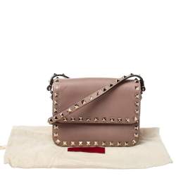 مملوكة مسبقًا Valentino Old Rose Leather Mini Rockstud Crossbody Bag