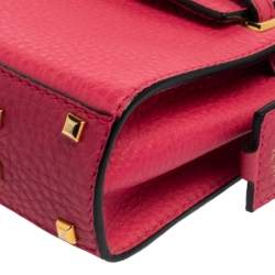 مملوكة مسبقًا Valentino Fuchsia Leather Mini My Rockstud Crossbody Bag