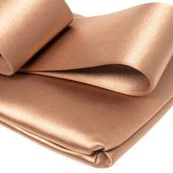 مملوكة مسبقًا حقيبة كلتش فالنتينو فيونكة ساتان وردي نود