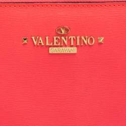 مملوكة مسبقًا Valentino Neon Pink Leather Logo Zip Around Wallet