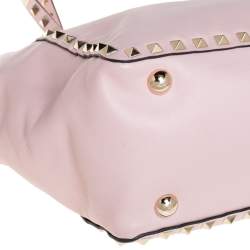 مملوكة مسبقًا Valentino Pink Leather Small Rockstud Trapeze Tote