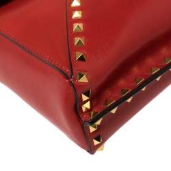 Pre Owned Valentino Rouge Pur Smooth Leather Rockstud Hype Shoulder Bag