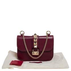 مملوكة مسبقًا Valentino Burgundy Leather Small Rockstud Glam Lock Flap Bag