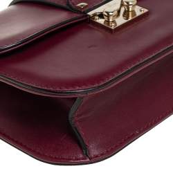 مملوكة مسبقًا Valentino Burgundy Leather Small Rockstud Glam Lock Flap Bag