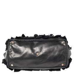 مملوكة مسبقًا حقيبة يد فالنتينو أبليك زهور جلد أسود