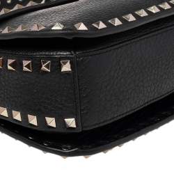 Pre Owned Valentino Black Leather Rockstud Shoulder Bag