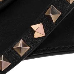 Pre Owned حقيبة يد توتس فالنتينو ترابيز جلد سوداء مرصعة روكستد متوسطة