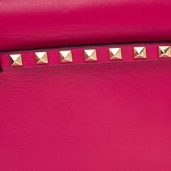 Pre Owned Valentino Fuchsia Leather Rockstud Wristlet Clutch