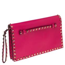 Pre Owned Valentino Fuchsia Leather Rockstud Wristlet Clutch