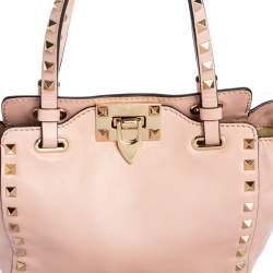 Pre Owned حقيبة يد فالنتينو ترابيز روكستد مينى جلد وردى 