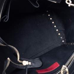 مملوكة مسبقًا حقيبة يد توتس فالنتينو شوبر جلد أسود مرصعة روكستد صغيرة 