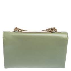 مملوكة مسبقًا حقيبة كلتش فالنتينو فا فا فوم جلد أخضر مرصعة روكستد بسلسلة 