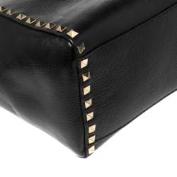 مملوكة مسبقًا حقيبة يد توتس فالنتينو ترابيز روكستد جلد أسود منقوش