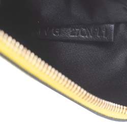 مملوكة مسبقًا Valentino Metallic Green Glossy Leather Rockstud Clutch