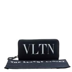 Pre Owned محفظة فالنتينو VLTN  جلد أسود بسحاب محيط